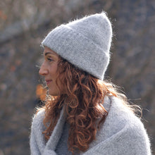 Load image into Gallery viewer, Ashleigh beanie hat - grey marl