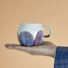 Load image into Gallery viewer, Paula mug - brown