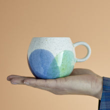 Load image into Gallery viewer, Paula mug - brown