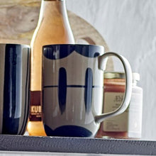 Load image into Gallery viewer, Allium mug - blue