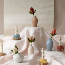 Load image into Gallery viewer, Artichoke flower - various colours