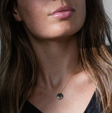 Load image into Gallery viewer, Black ivy earrings