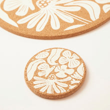 Load image into Gallery viewer, Cork coater - flora - white
