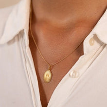 Load image into Gallery viewer, Celeste moonstone heart necklace - gold