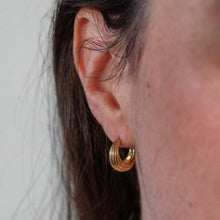 Load image into Gallery viewer, Ines stud earrings - gold