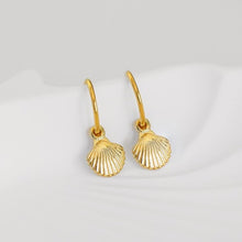 Load image into Gallery viewer, Scallop necklace - gold