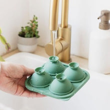 Load image into Gallery viewer, Golf ball ice tray