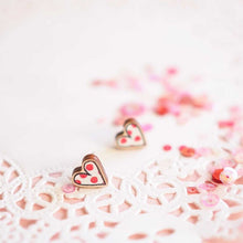Load image into Gallery viewer, Wooden earrings - heart
