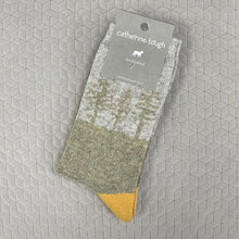Load image into Gallery viewer, Lambswool socks - forest - green