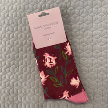 Load image into Gallery viewer, Abstract floral socks - dark red