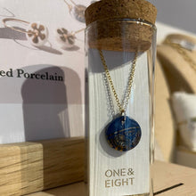 Load image into Gallery viewer, Ink fleur necklace