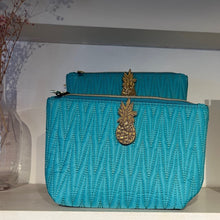 Load image into Gallery viewer, Tribeca make-up bag - turquoise