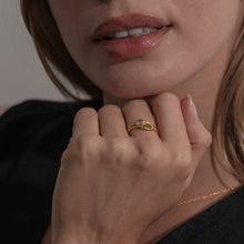 Load image into Gallery viewer, Olive crystal ring - gold