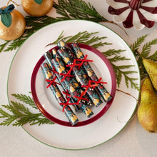 Load image into Gallery viewer, Saucer crackers - partridge & pear