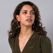 Load image into Gallery viewer, Pearl hoop stud earrings - medium