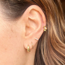 Load image into Gallery viewer, Pearl trio studs - gold