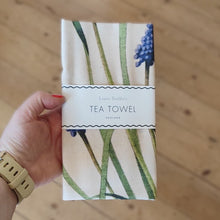 Load image into Gallery viewer, Spring flowers tea towel - muscari