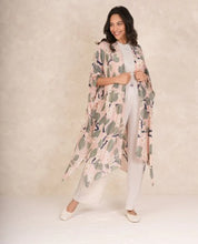 Load image into Gallery viewer, Tree blossom throwover - pink