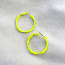 Load image into Gallery viewer, Twisty colourful hoop earrings - various colours