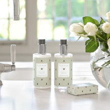 Load image into Gallery viewer, Honey spiced lavender hand wash