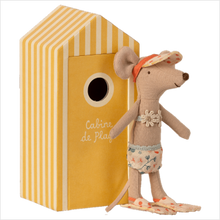 Load image into Gallery viewer, Beach mouse - big brother in cabin de plage