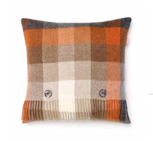 Load image into Gallery viewer, Harlequin throw - saffron