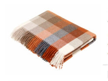 Load image into Gallery viewer, Harlequin throw - saffron