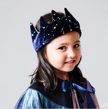 Load image into Gallery viewer, Mystical velvet crown - burgundy