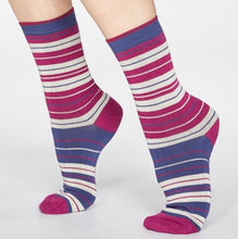 Load image into Gallery viewer, Ellie wildlife 4 pack socks gift box