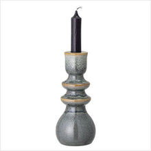 Load image into Gallery viewer, Emie candlestick - green
