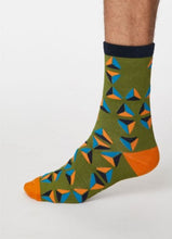 Load image into Gallery viewer, Geometrico bamboo geometric socks - olive green