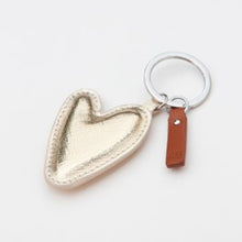 Load image into Gallery viewer, Keyring - heart - rose gold