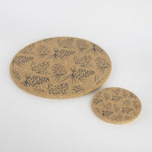 Load image into Gallery viewer, Cork placemats - pinecone grey - set of 4
