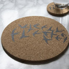 Load image into Gallery viewer, Cork placemats - swallow grey - set of 4