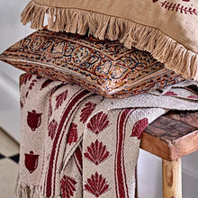 Load image into Gallery viewer, Metz cushion