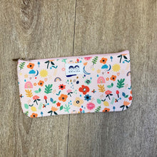 Load image into Gallery viewer, Hello pencil case