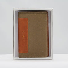 Load image into Gallery viewer, Leather card holder - khaki green