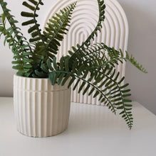 Load image into Gallery viewer, Plant pot - small - black/white/nude