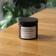 Load image into Gallery viewer, Raspberry & peppercorn candle - medium