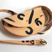 Load image into Gallery viewer, Leather slim half moon bag - Leo