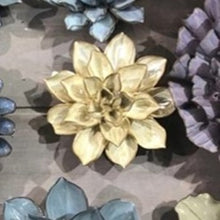 Load image into Gallery viewer, Coral 8 - small - pearl