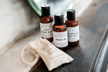 Load image into Gallery viewer, Smooth operator shave set