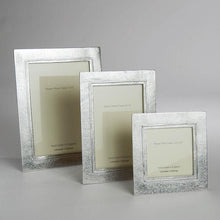 Load image into Gallery viewer, Raised line photo frames