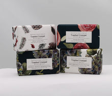 Load image into Gallery viewer, Sweet hydrangea & green tea soap