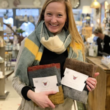 Load image into Gallery viewer, Magpie scarf - black/grey/blue