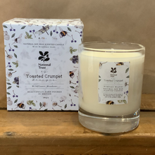 Load image into Gallery viewer, Wildflower meadows bee - glass candle & seed packet