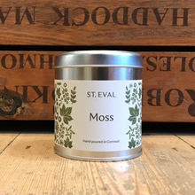 Load image into Gallery viewer, Folk scented tin candle - moss