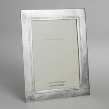 Load image into Gallery viewer, Raised line photo frames