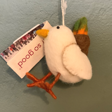 Load image into Gallery viewer, Chirpy chicks - Baxter (white) hanging felt dec