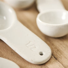 Load image into Gallery viewer, Porcelain measuring spoon
